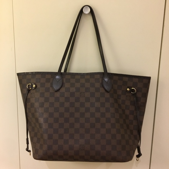 Louis Vuitton Handbags - Authentic Louis Vuitton Neverfull Damier Ebene MM